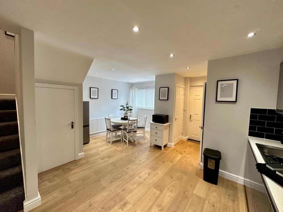 Charming 3-Bed House In Newcastle Upon Tyne Vila Exterior foto
