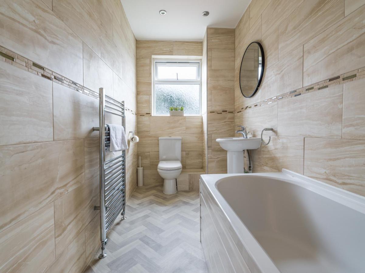 Charming 3-Bed House In Newcastle Upon Tyne Vila Exterior foto