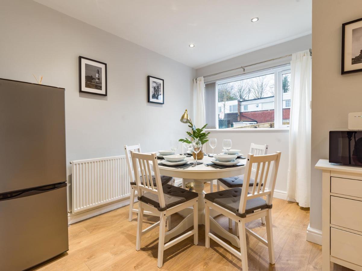 Charming 3-Bed House In Newcastle Upon Tyne Vila Exterior foto