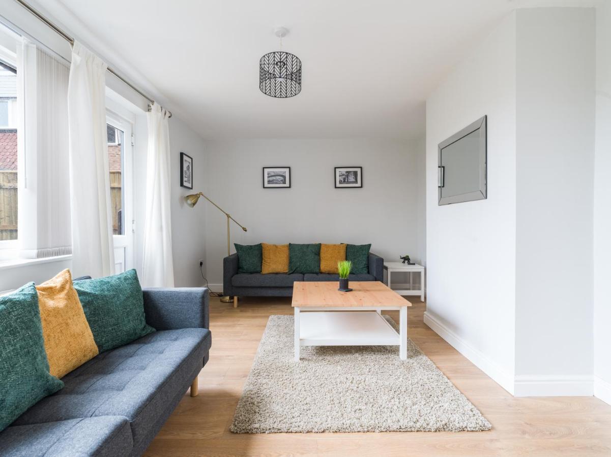 Charming 3-Bed House In Newcastle Upon Tyne Vila Exterior foto