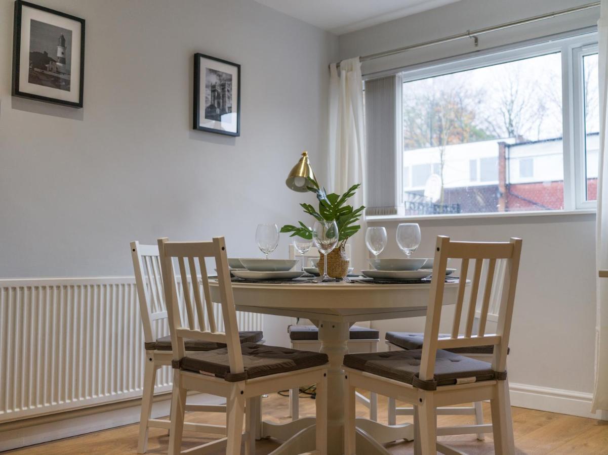Charming 3-Bed House In Newcastle Upon Tyne Vila Exterior foto